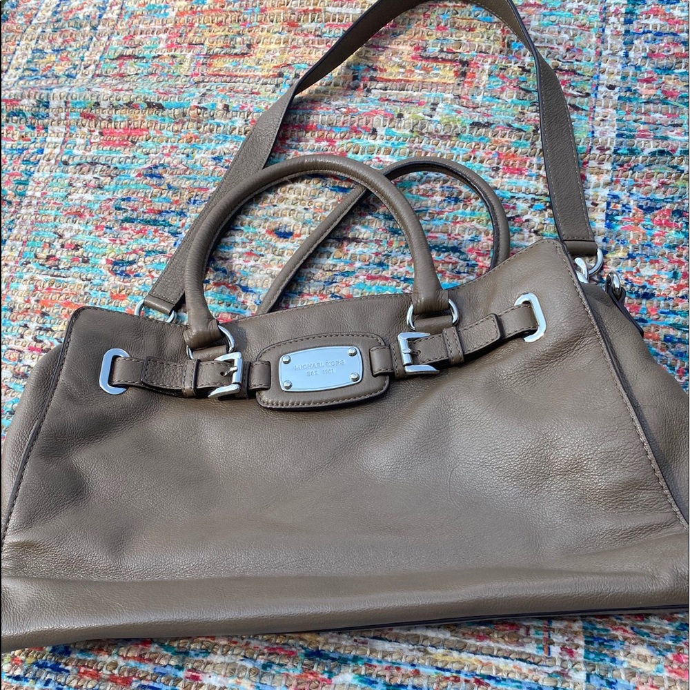 Michael Kors All leather purse
